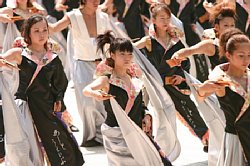20030823artwave-022.jpg