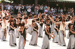 20030823artwave-027.jpg